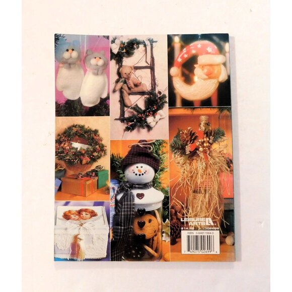 Leisure Arts Quick and Easy Christmas Crafts Vol 1 133 Projects Gifts Ornaments - Picture 2 of 8